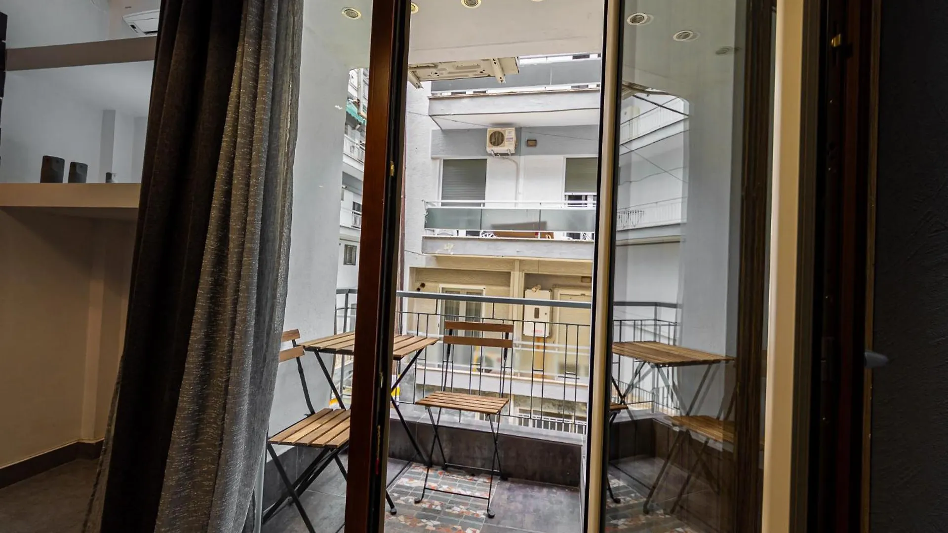 Modern Condo In Thessaloniki Greece